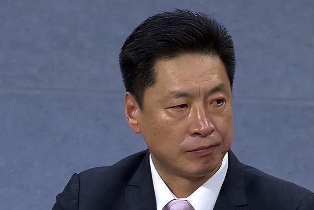 谈队长科克“他是一名出色的球员，他从头到脚、百分之百是马竞人，我认为他的续约没有任何问题。